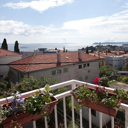 Apartment Firule Sandy Beach Split Exterior photo