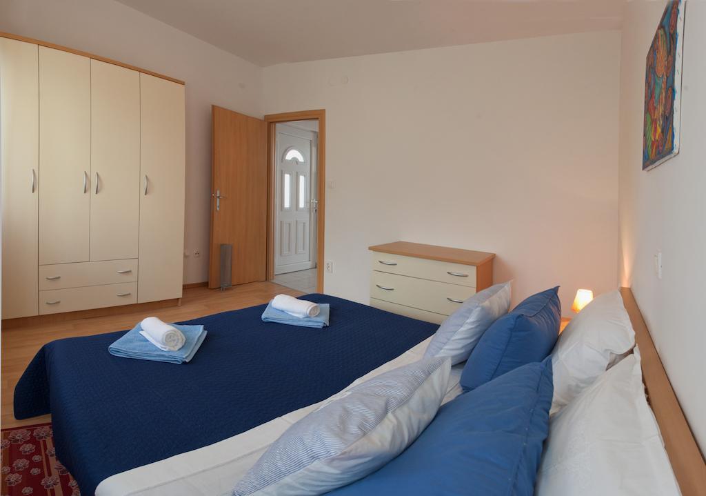 Apartment Firule Sandy Beach Split Exterior photo